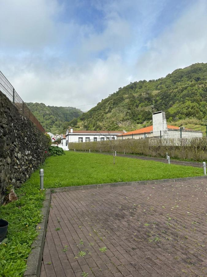 Casa Do Moinho Vila Faial da Terra Exterior foto